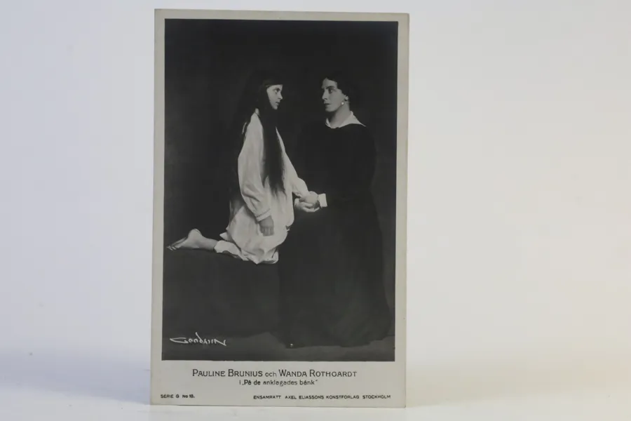 HENRY B GOODWIN. PAULINE BRUNIUS OCH WANDA ROTHGARDT I "PÅ DE ANKLAGADES BÄNK".