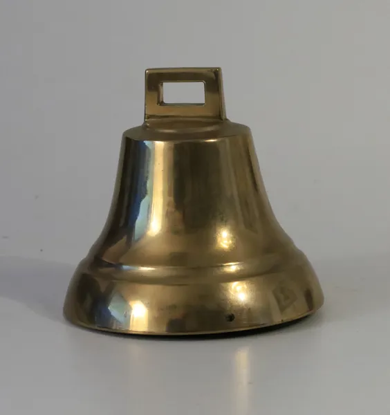 Mässingklocka från Gustafs i Dalarna