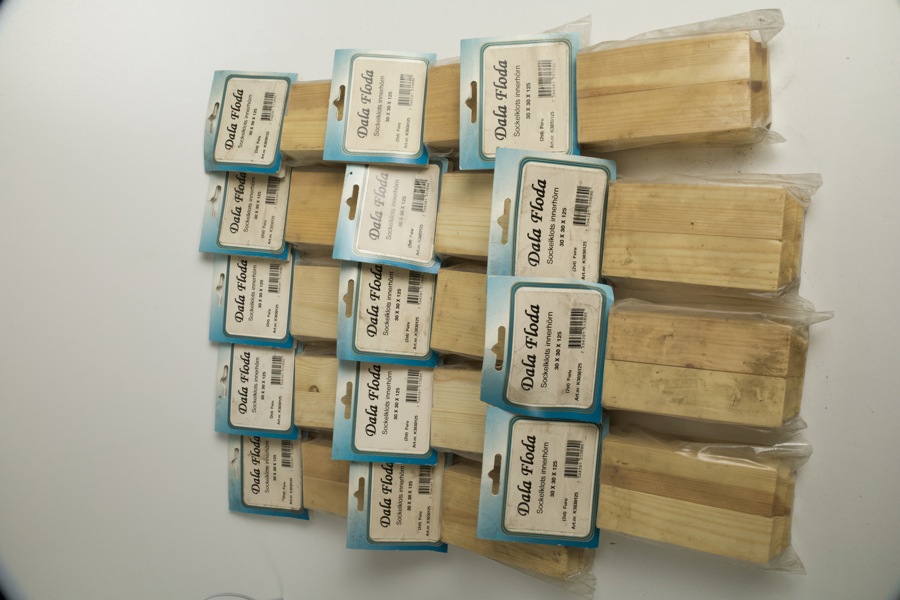 Dala Floda – Sockelklotsar innerhörn, 14 förpackningar (28 st), furu