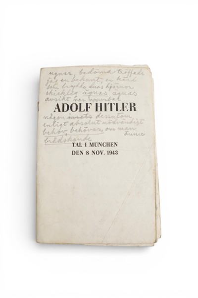 ADOLF HITLER – TAL I MÜNCHEN DEN 8 NOVEMBER 1943.
WWII / Third Reich – Adolf Hitler Speech Munich 1943