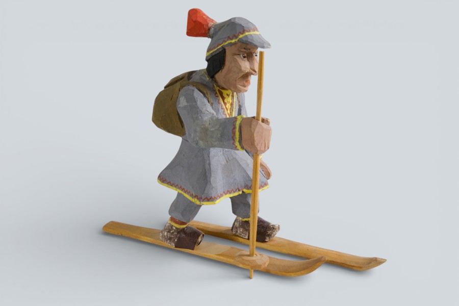 TRÄFIGUR, signerad Sven Svensson, Klövsjö 1966.